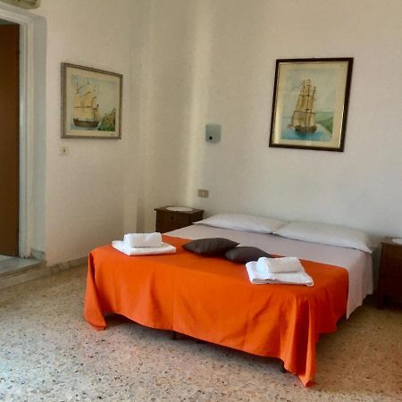 Camere Il Leone Taormina Luaran gambar
