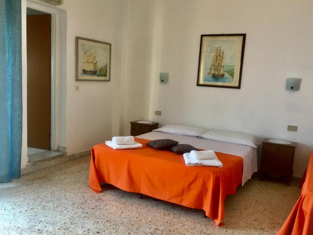 Camere Il Leone Taormina Luaran gambar