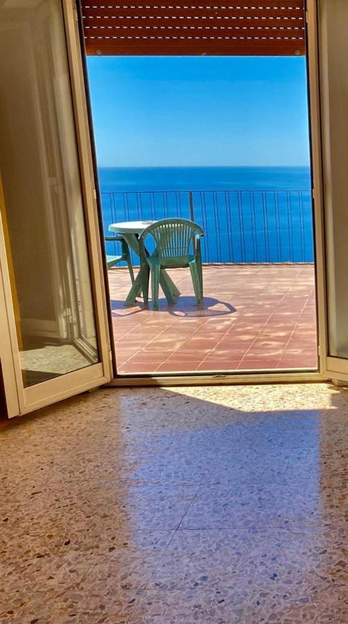 Camere Il Leone Taormina Luaran gambar
